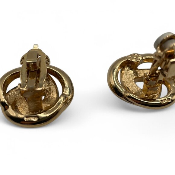 Vintage BUTLER Rhinestone Pave and Enamel Knot Gold Tone Clip on Earrings - Picture 8 of 9